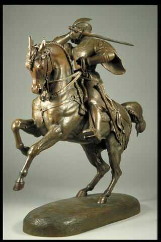 Un cavalier en costume Renaissance, image 3/4