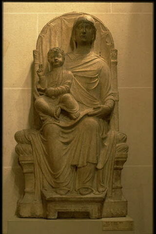 La Vierge et l'Enfant trônant, image 2/2
