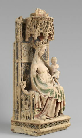 La Vierge, assise sous un dais et tenant l'Enfant. Sur les faces latérales du trône : Isaïe et David, image 5/16