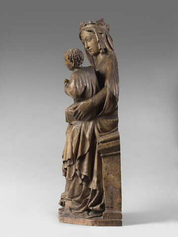 La Vierge assise portant l'Enfant et foulant aux pieds un dragon, image 5/13