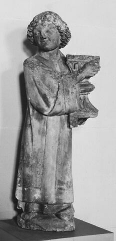 Acolyte (ange ou clerc) portant un chandelier, image 9/9