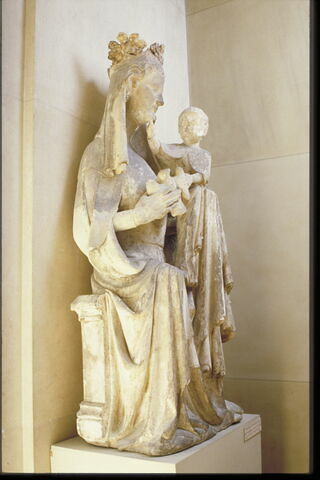 La Vierge assise tenant l'Enfant debout sur son genou, image 11/15