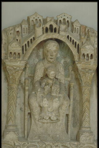 L'Annonciation, la Vierge en Majesté, le Baptême du Christ, image 55/57