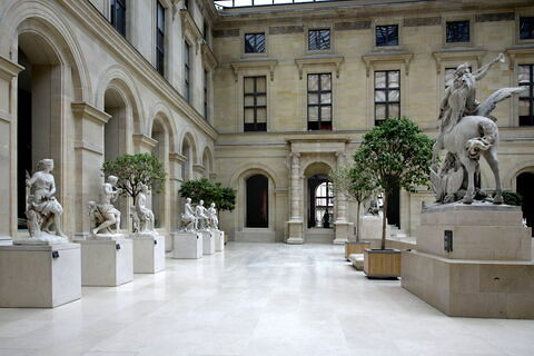 © 2011 Musée du Louvre / Pierre Philibert