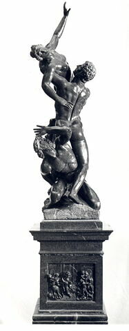 © 2005 Musée du Louvre / Sculptures du Moyen Age, de la Renaissance et des temps modernes