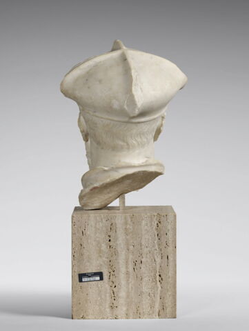 Le Cardinal Alexandre Farnese, futur Paul III, image 2/6