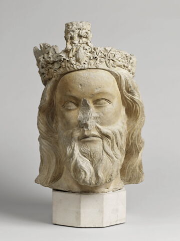 Tête de Christ couronné