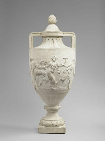 Vase à décor d'une ronde de satyres et de satyresses avec les accessoires du thiase bachique