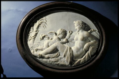 Vénus et l'Amour, image 2/5