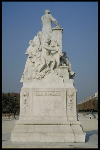 Monument à Jules Ferry, image 36/36