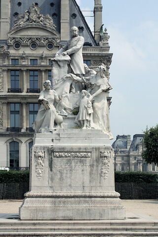 Monument à Jules Ferry, image 5/36
