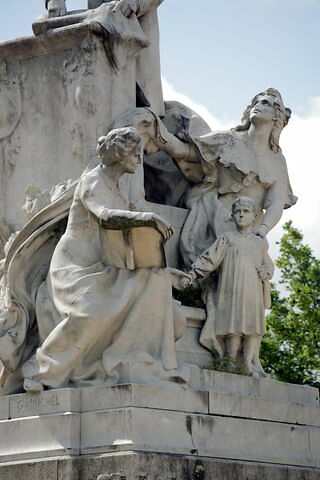Monument à Jules Ferry, image 30/36