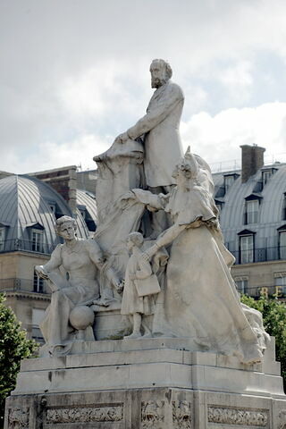 Monument à Jules Ferry, image 31/36