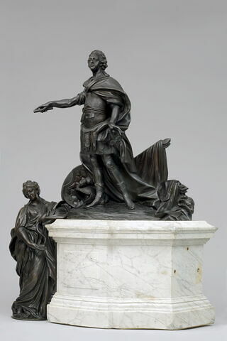 Monument de Louis XV, image 3/4