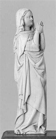 Statuette d'applique : Vierge de calvaire