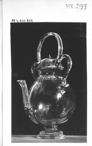 Aiguière en cristal de roche, image 4/4