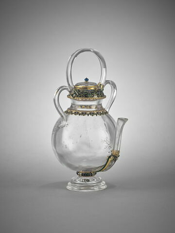 Aiguière en cristal de roche, image 2/4