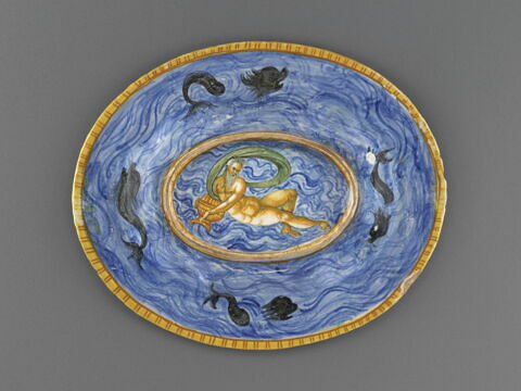 Plat ovale : Neptune et Amphitrite, image 2/3