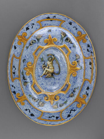 Grand plat ovale : Les Séquanes se plaignent d'Arioviste à César, image 3/20