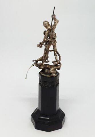Saint Georges terrassant le dragon, image 2/4