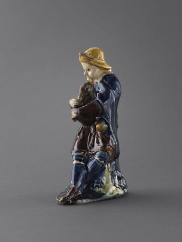 Statuette : Joueur de cornemuse, image 2/8