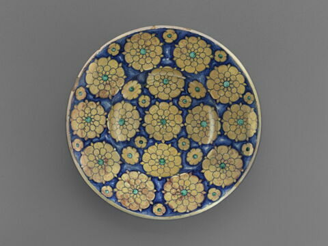 Grand plat rond : décor floral