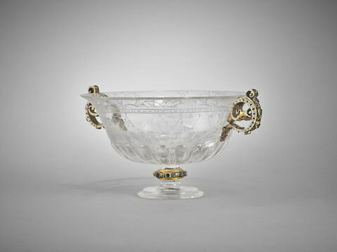Coupe, image 2/2