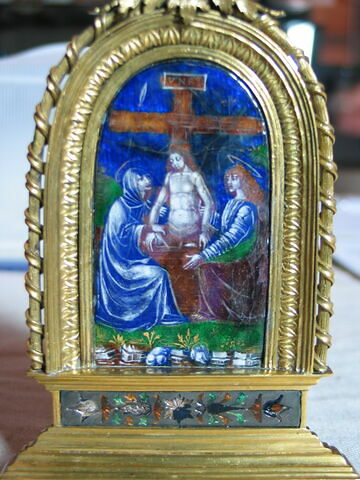 Baiser de paix : le Christ mort entre la Vierge et saint Jean, image 3/9