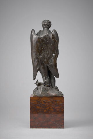 Statuette : saint Michel, image 3/3