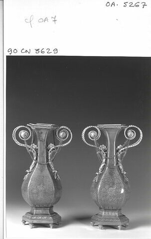 Vase, d'une paire (avec OA 5267 2), image 5/10