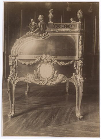 Secrétaire à cylindre du Cabinet Intérieur de Louis XV à Versailles, image 11/14