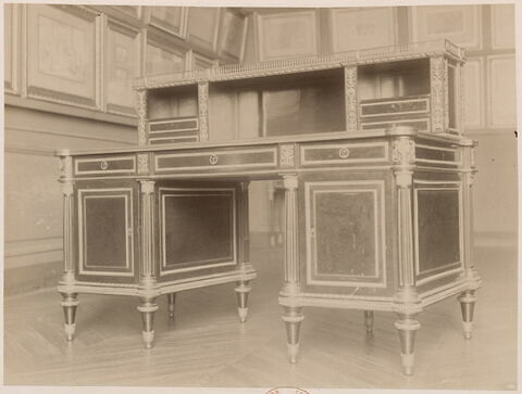 Bureau à gradins et caissons, image 4/5