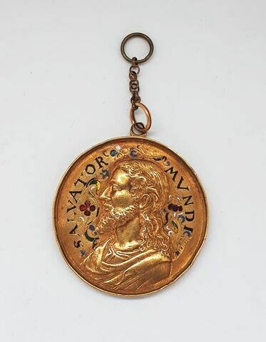 Médaille : buste du Christ avec inscription SALVATOR MUNDI
