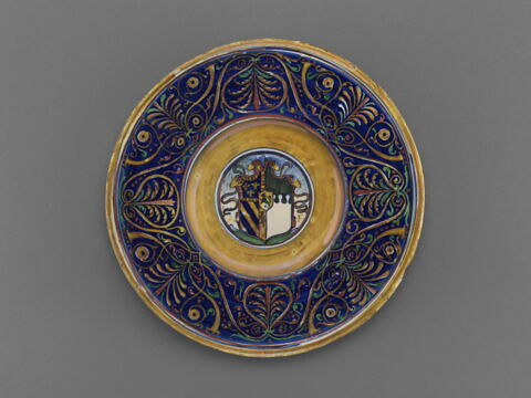 Assiette : armoiries des Fregosi de Gênes