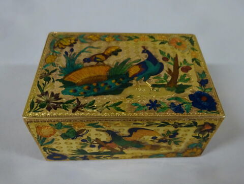 Tabatière à décor d'oiseaux, image 1/6