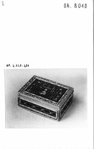 Boîte à mouches à deux couvercles, image 7/7