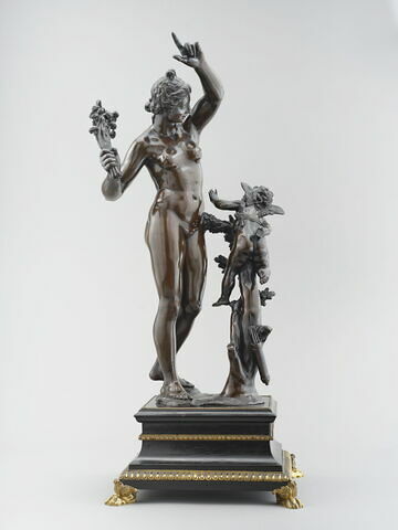 Groupe sculpté : Vénus châtiant l'Amour