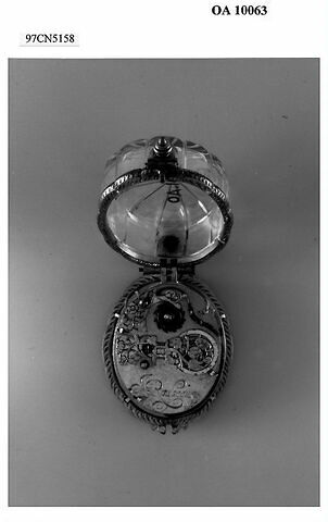 Montre ovale polylobée, image 7/10