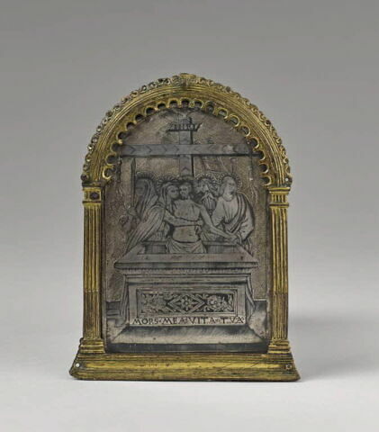 Baiser de paix : le Christ de pitié entre les saintes femmes et saint Jean, image 1/2