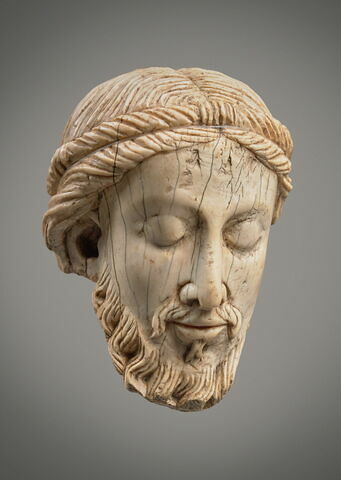 Fragment de statuette : tête de Christ
