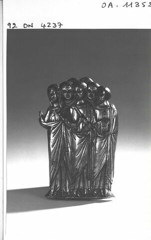 La Vierge et six apôtres, groupe d'une Ascension, image 2/4
