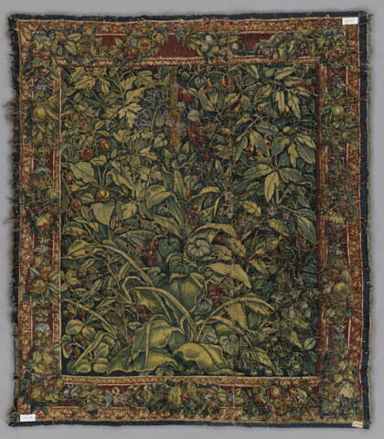Verdure à fleurs et feuillages, d’une tenture de six pièces, image 2/2