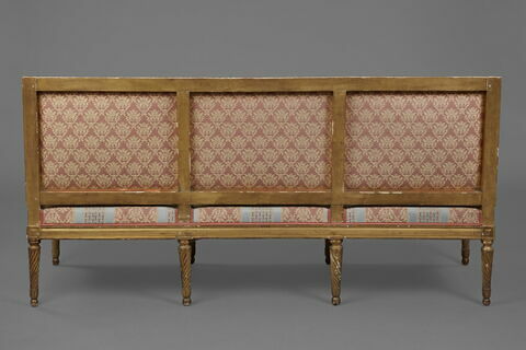 Canapé d'un mobilier de salon comprenant dix-sept pièces (OAR 205 à OAR 221), image 2/4