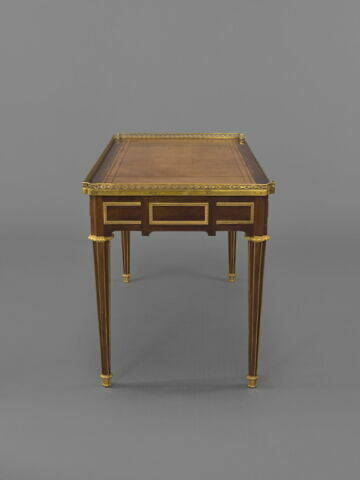 Petit bureau plat rectangulaire en marqueterie, image 6/8