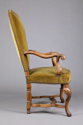 Fauteuil d'une suite de six, image 3/5