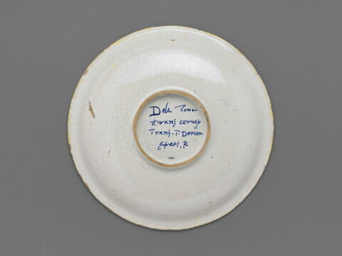 Plat rond : Latone changeant les paysans en grenouilles, image 2/3
