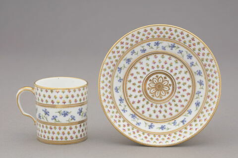 Tasse litron et sa soucoupe, image 1/6