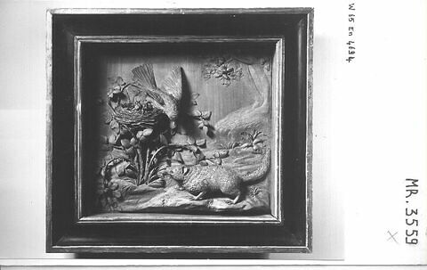 Bas-relief en bois : la Fauvette et le Loir, image 3/4
