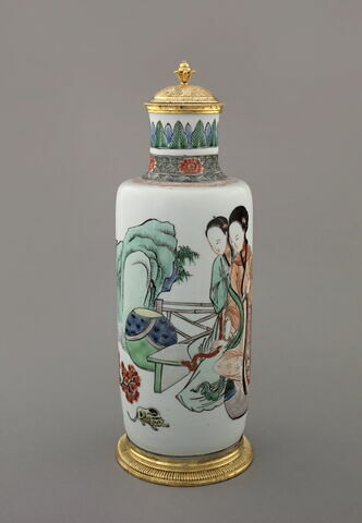 Vase cylindrique à couvercle, d'une paire (avec TH 450), image 3/15