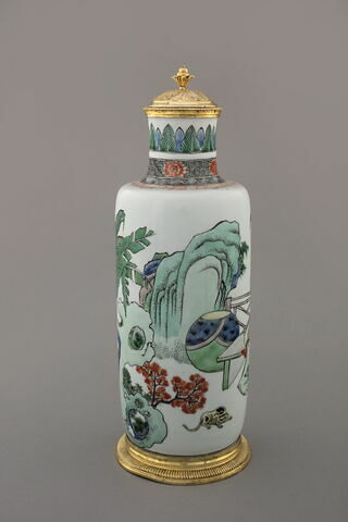 Vase cylindrique à couvercle, d'une paire (avec TH 450), image 4/15